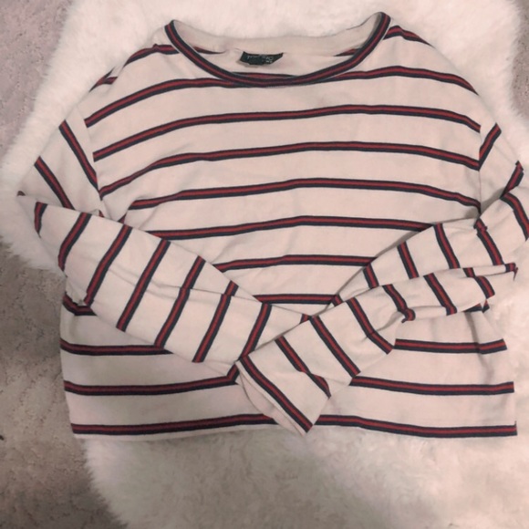 Love sleeve crop top - Picture 1 of 1